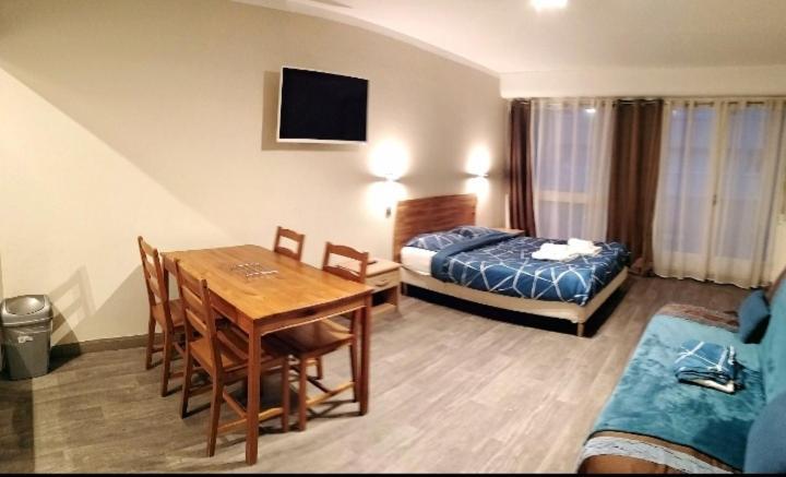 Appartements Boulevard Des Pyrenees Pau Εξωτερικό φωτογραφία