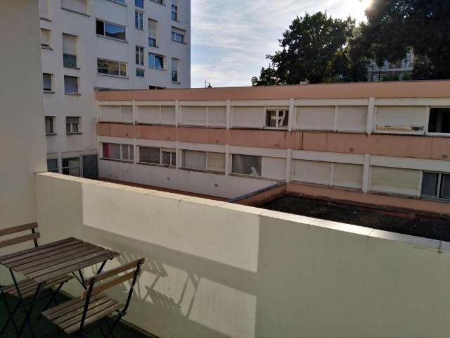 Appartements Boulevard Des Pyrenees Pau Εξωτερικό φωτογραφία
